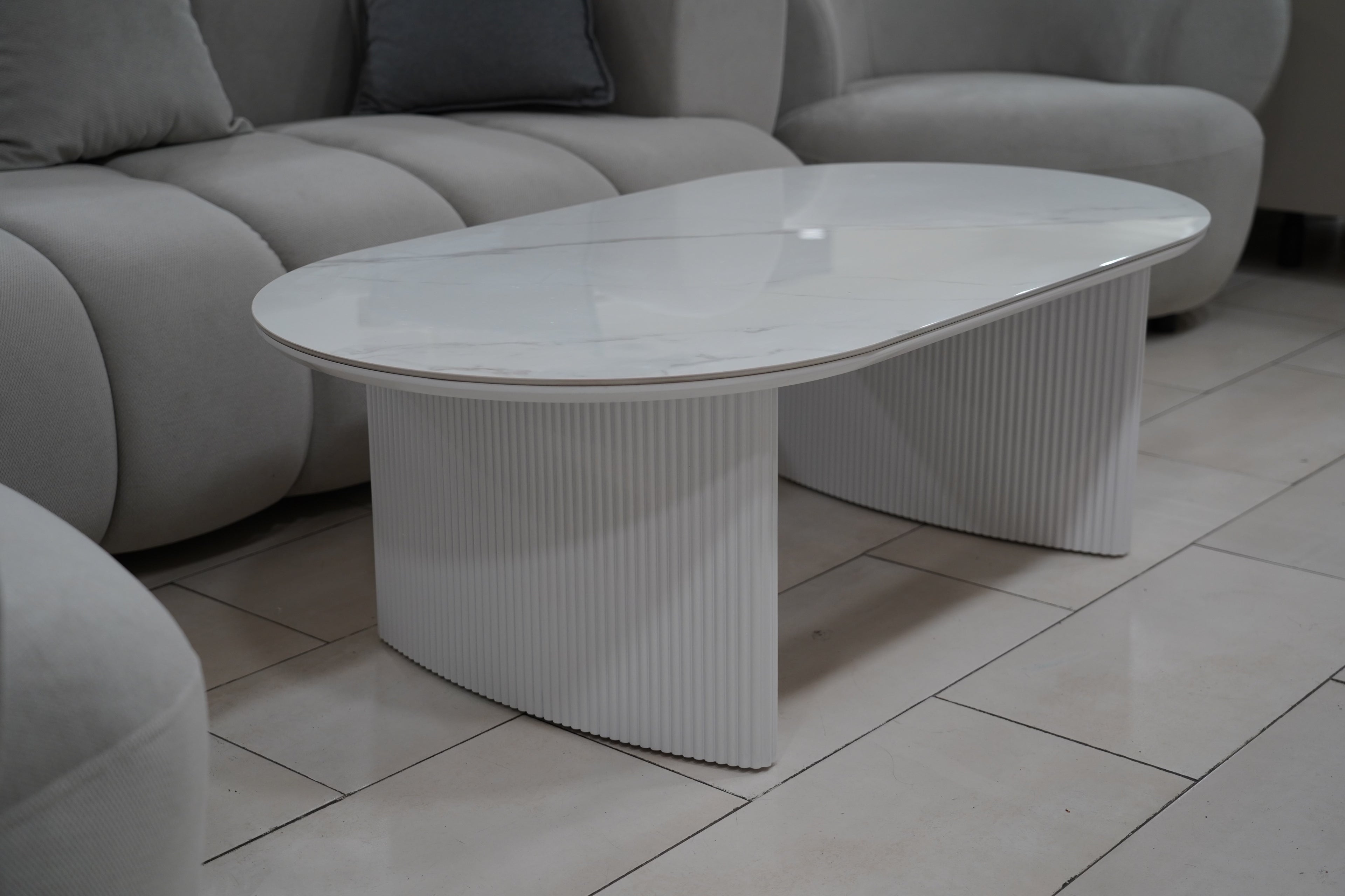 TABLE BASSE JOSÉPHINE EFFET MARBRÉ / PIEDS BLANC