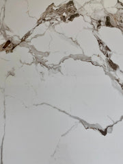 MEUBLE TV ESMEE EFFET MARBRÉ / PIEDS DORÉ