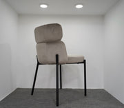 CHAISE STÉPHANY TAUPE / PIEDS NOIR