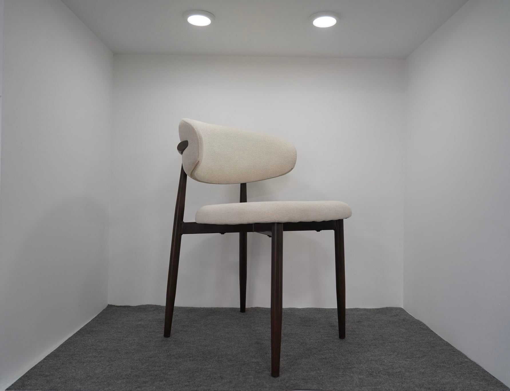 CHAISE LUCILE TISSU / PIEDS NOYER