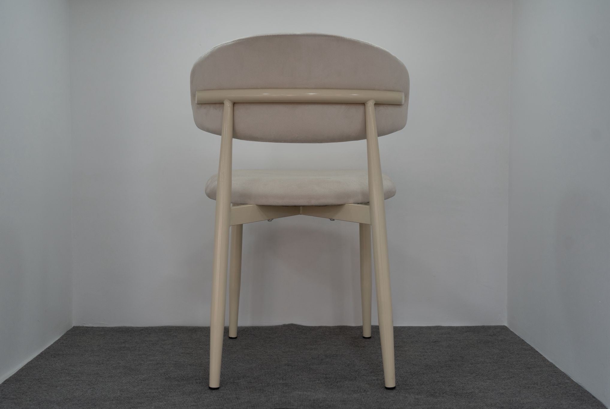 CHAISE LUCILE VELOURS BEIGE / PIEDS BEIGE