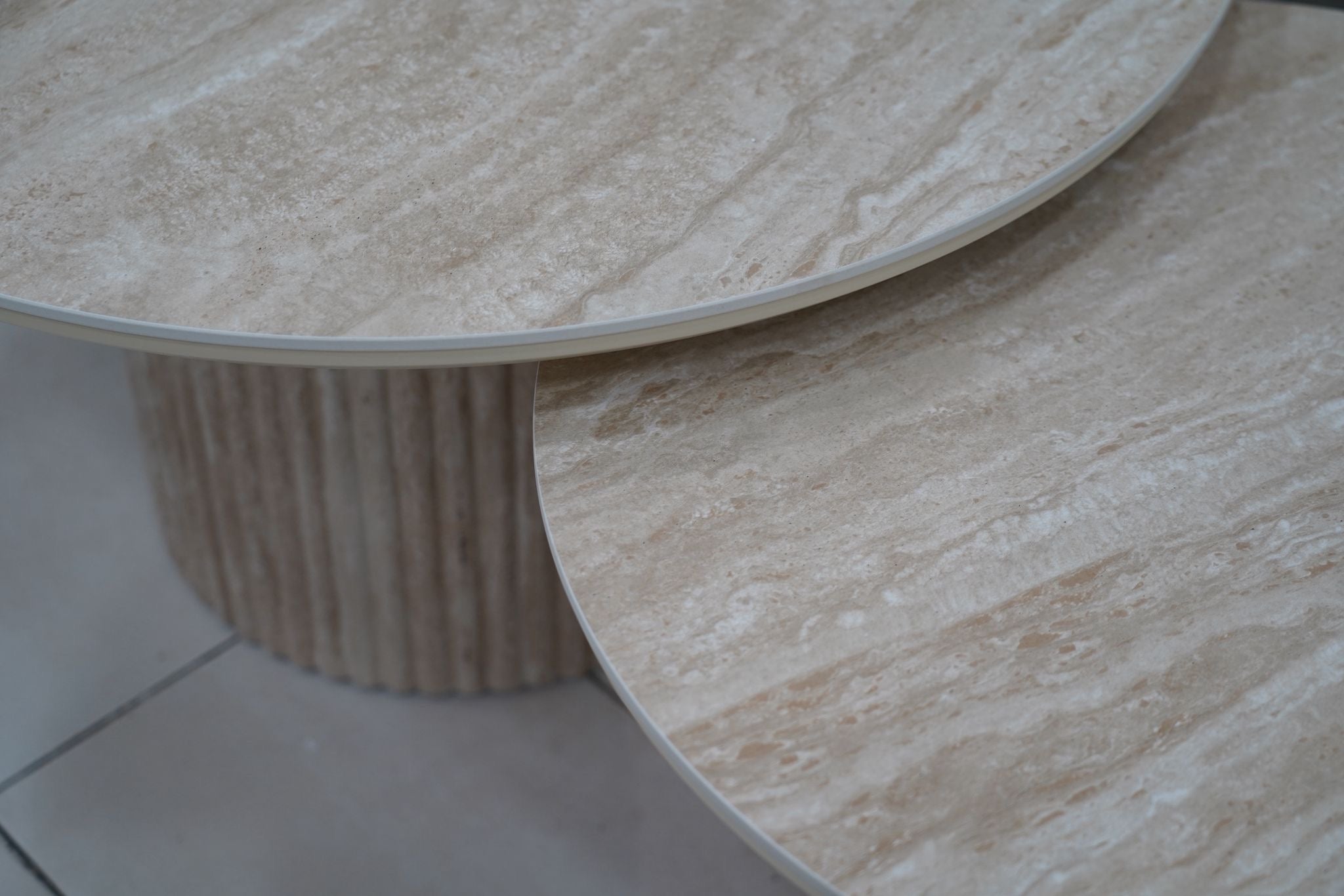 TABLE BASSE GIGOGNE CALYPSO FULL TRAVERTIN EFFET TRAVERTIN