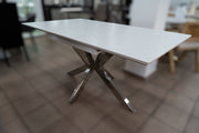 TABLE REPAS EXTENSIBLE SILVIA BLANC / PIEDS ARGENTÉ